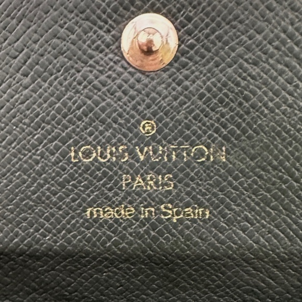 AUTHENTIC Louis Vuitton key holder. Previously owned. Taiga green. - Picture 7 of 16